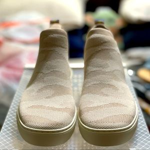 Rothy’s The Chelsea Sneakers